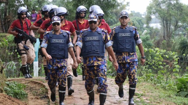 মিয়ানমার ছেড়ে আসার পাঁচ বছর: নিরাপত্তা ঝুঁকিতে প্রত্যাবাসন চাওয়া রোহিঙ্গারা মিয়ানমার ছেড়ে আসার পাঁচ বছর: নিরাপত্তা ঝুঁকিতে প্রত্যাবাসন চাওয়া রোহিঙ্গারা