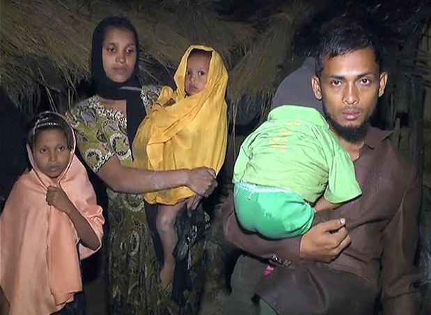 সীমান্তে কড়া নজরদারি তবুও অনুপ্রবেশ ঘটছে রোহিঙ্গাদের সীমান্তে কড়া নজরদারি তবুও অনুপ্রবেশ ঘটছে রোহিঙ্গাদের
