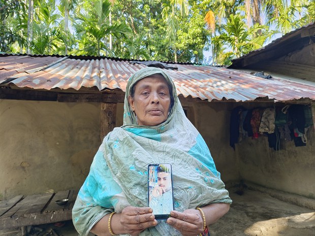 আন্দামানে বিকল ট্রলারের ২০ যাত্রীর মৃত্যু, উদ্ধারে তৎপর নয় কোনো দেশ আন্দামানে বিকল ট্রলারের ২০ যাত্রীর মৃত্যু, উদ্ধারে তৎপর নয় কোনো দেশ