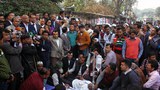 শিক্ষামন্ত্রী  নুরুল ইসলাম নাহিদ আন্দোলনরত শিক্ষকদের ঘরে ফিরে যাওয়ার অনুরোধ করলেও শিক্ষকরা তা প্রত্যাখ্যান করে তাঁদের অনশন ধর্মঘট চালিয়ে যাচ্ছেন| 