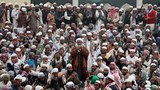 তাবলিগ জামাতের কেন্দ্রীয় নেতা মাওলানা মোহাম্মদ সাদ কান্দালভীর আগমনের বিরোধিতা করে বৃহস্পতিবার রাজধানীর বায়তুল মোকাররম মসজিদের পাশে বিক্ষোভ প্রদর্শন করে সংগঠনটির একাংশের কর্মীরা।
