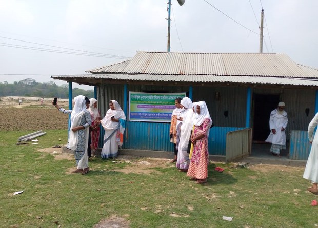 তৃতীয় লিঙ্গের মানুষের জন্য ময়মনসিংহে প্রথম মসজিদ তৃতীয় লিঙ্গের মানুষের জন্য ময়মনসিংহে প্রথম মসজিদ