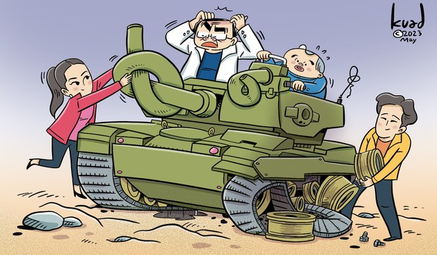 Tanks in knots: Opposition leads pro-military parties in pre-poll surveys