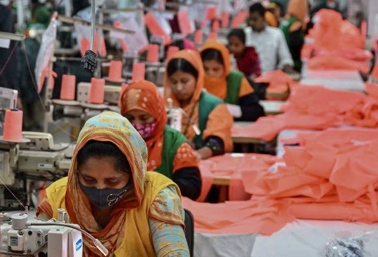 BD-garments-workers-2.jpg BD-garments-workers-2.jpg