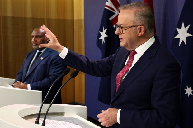 Giving season: Australia punts on cash-for-favors in Pacific to squeeze out China Giving season: Australia punts on cash-for-favors in Pacific to squeeze out China