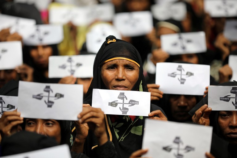 rohingya-women-bangladesh 3.JPG rohingya-women-bangladesh 3.JPG