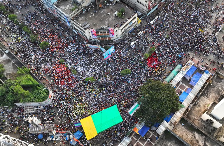 28 bd-protest4.jpeg 28 bd-protest4.jpeg