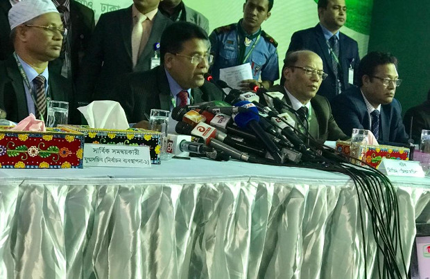 Helal Uddin Ahmad, the secretary of Bangladesh’s Election Commission, speaks during a press conference after polls closed in the 11th general election, Dec. 30, 2018. [Kamran Reza Chowdhury/BenarNews] 
