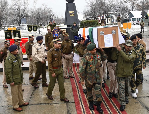 180213-IN-Kashmir-casket-1000.JPG 180213-IN-Kashmir-casket-1000.JPG