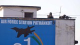 150105-IN-pathankot-1000