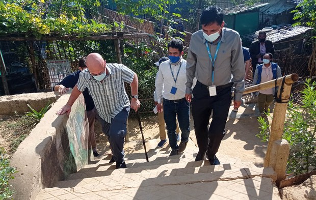 UN Rapporteur: Rohingya Militants Kill, Abuse Refugees in Bangladesh Camps UN Rapporteur: Rohingya Militants Kill, Abuse Refugees in Bangladesh Camps