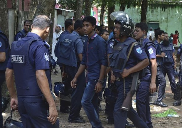 160707-BD-bangladesh-voa-620.jpg 160707-BD-bangladesh-voa-620.jpg