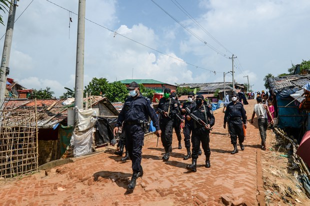 Bangladesh Summons US Envoy Over Sanctions on Elite Police Unit Bangladesh Summons US Envoy Over Sanctions on Elite Police Unit