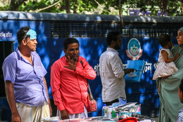 Bangladesh Bans Travelers Coming from Dozens of Countries, amid Huge COVID-19 Spike Bangladesh Bans Travelers Coming from Dozens of Countries, amid Huge COVID-19 Spike