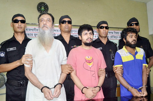 150818_BD_BLOGGER_ARRESTS_620.jpg 150818_BD_BLOGGER_ARRESTS_620.jpg