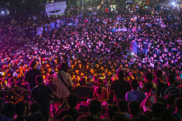 In Bangladesh, Artists, Intellectuals Defend Musicians Accused of Insulting Islam In Bangladesh, Artists, Intellectuals Defend Musicians Accused of Insulting Islam