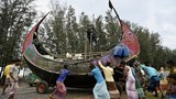 Rohingya must stay at camps despite approaching cyclone, Bangladesh govt says