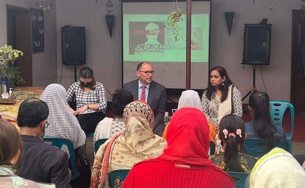 Bangladesh govt criticizes US envoy for visiting home of missing opposition politician Bangladesh govt criticizes US envoy for visiting home of missing opposition politician