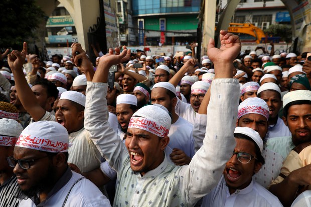 Bangladesh: Facebook Blocks 2 Groups over Hacking Allegations Bangladesh: Facebook Blocks 2 Groups over Hacking Allegations
