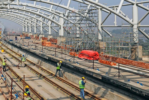 Bangladesh: Analysts Warn against Govt Using Foreign Cash Reserves for Infrastructure