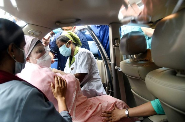 Bangladesh Opposition Party Plans Hunger Strike as Leader Zia’s Condition Worsens Bangladesh Opposition Party Plans Hunger Strike as Leader Zia’s Condition Worsens
