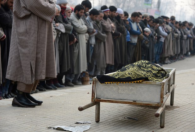 160114-IN-kashmir-death-620 160114-IN-kashmir-death-620