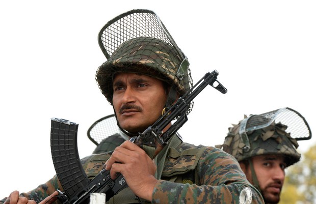171002-IN-kashmir-620.jpg
