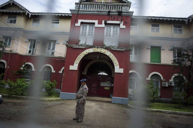 Myanmar junta frees nearly 1,000 Rohingya from prison, group says