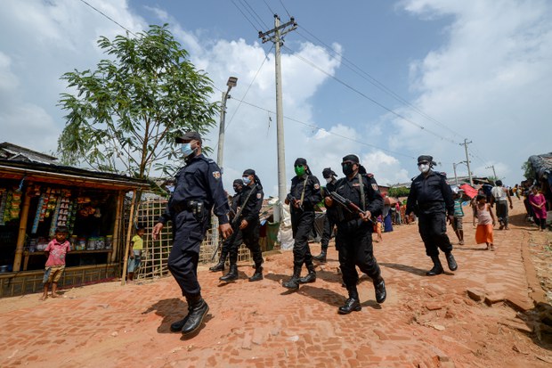 Odhikar shut down: Govt creating ‘atmosphere of fear’ for human rights groups Odhikar shut down: Govt creating ‘atmosphere of fear’ for human rights groups