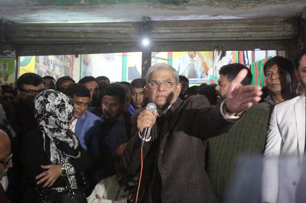 Bangladesh opposition leaders freed on bail after month in jail Bangladesh opposition leaders freed on bail after month in jail