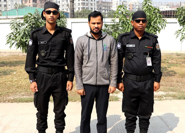 200213_Publisher_arrested_1000.JPG 200213_Publisher_arrested_1000.JPG