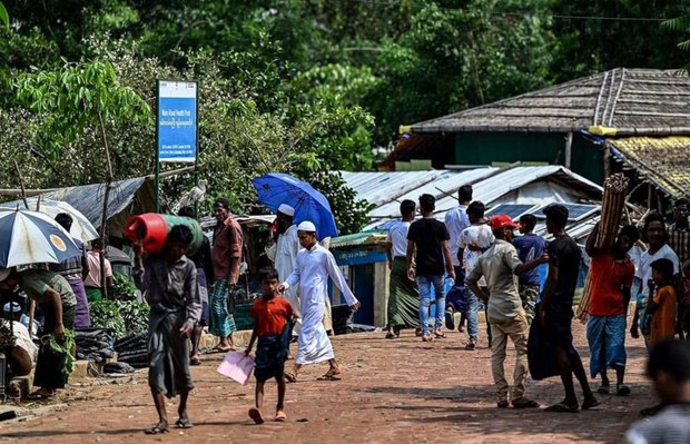 Myanmar insurgents accused of recruiting Rohingya in Bangladesh camps Myanmar insurgents accused of recruiting Rohingya in Bangladesh camps