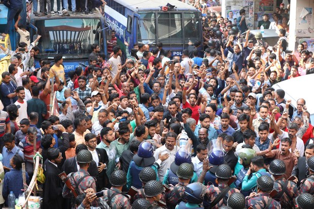 Bangladesh tense after deadly violence as Hindu religious leader denied bail Bangladesh tense after deadly violence as Hindu religious leader denied bail
