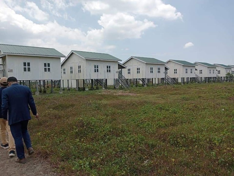 row-houses.jpg row-houses.jpg