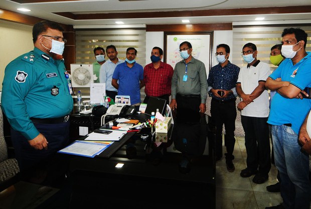 201103_BD_Journalist_1000.jpg 201103_BD_Journalist_1000.jpg