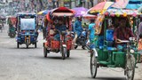 Bangladesh cracks down on 3-wheelers in Dhaka over traffic, health concerns