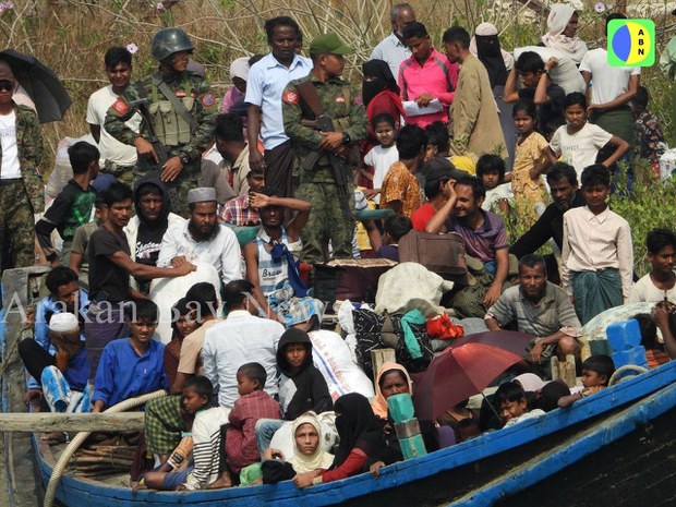 About 5,000 people displaced by war return to Myanmar border town About 5,000 people displaced by war return to Myanmar border town
