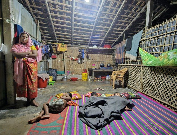 More Rohingya are arriving in Bangladesh, as Rakhine state burns More Rohingya are arriving in Bangladesh, as Rakhine state burns