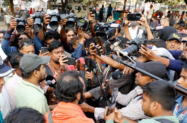 Despite Yunus govt promises on press freedom, Bangladesh journalists face reporting minefields Despite Yunus govt promises on press freedom, Bangladesh journalists face reporting minefields