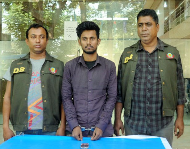 151125-BD-nahid-620 151125-BD-nahid-620