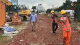 201023-BD-CH-workers-620.jpg
