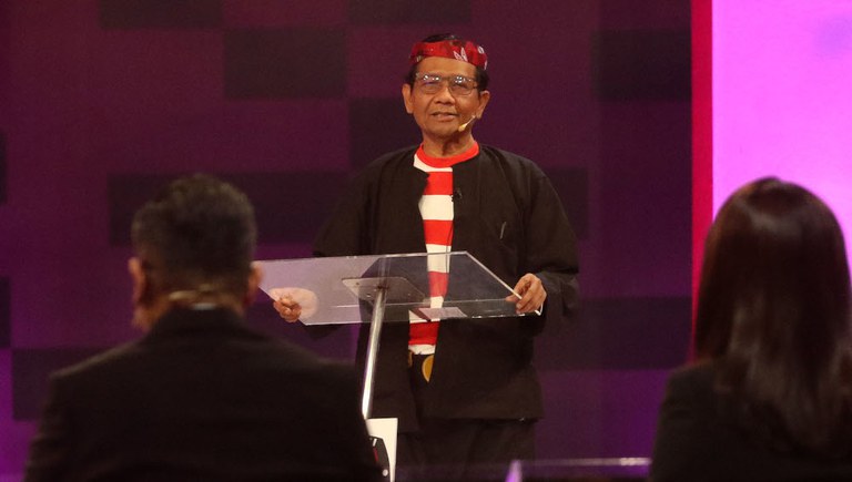 22 ID-vp-debate3.jpg 22 ID-vp-debate3.jpg