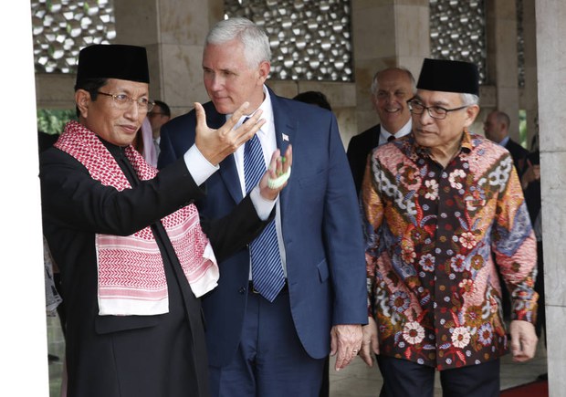 170420-ID-Pence-1000 170420-ID-Pence-1000