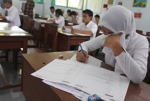 150331-ID-student-620 150331-ID-student-620