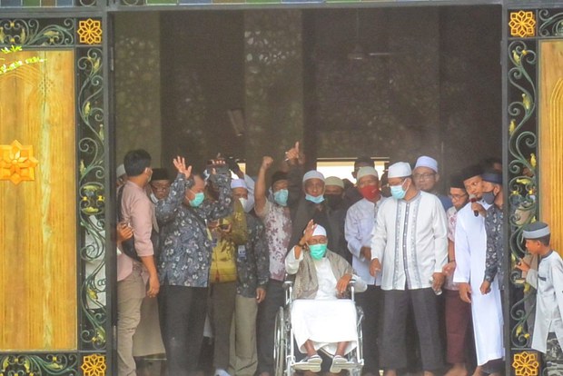 Indonesia Frees Radical Cleric Accused of Links to ’02 Bali Bombings Indonesia Frees Radical Cleric Accused of Links to ’02 Bali Bombings