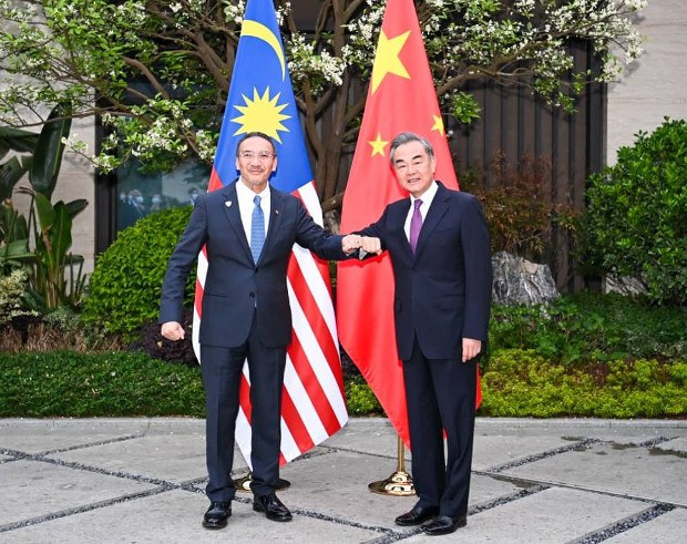 China, Russia Back Calls for ASEAN Special Summit on Crisis in Post-Coup Myanmar China, Russia Back Calls for ASEAN Special Summit on Crisis in Post-Coup Myanmar