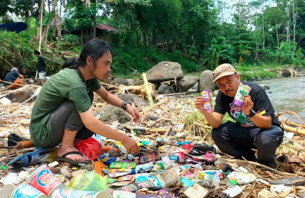 Ciliwung-5.jpeg Ciliwung-5.jpeg