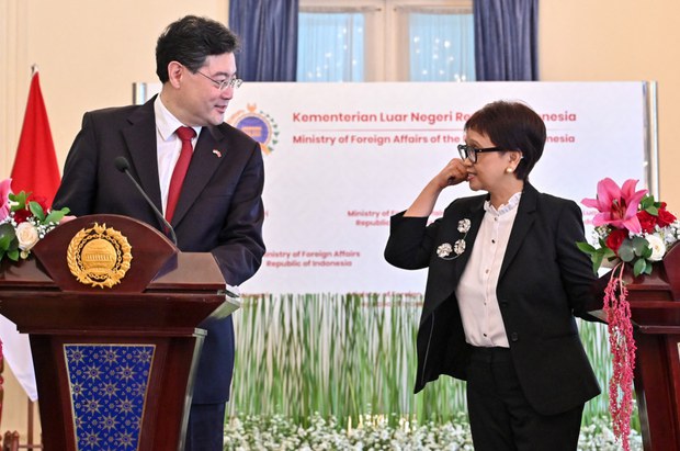 Indonesia, China pledge to speed up South China Sea code talks Indonesia, China pledge to speed up South China Sea code talks