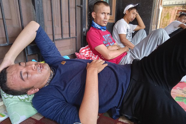 Indonesia: Afghan Refugees Undertake Desperate Acts as Resettlement Hopes Fade Indonesia: Afghan Refugees Undertake Desperate Acts as Resettlement Hopes Fade