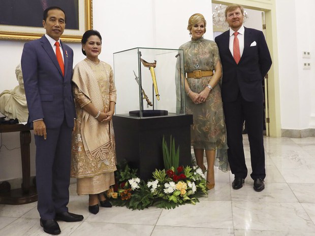 Netherlands to return art, artifacts looted from Indonesia during colonial period Netherlands to return art, artifacts looted from Indonesia during colonial period
